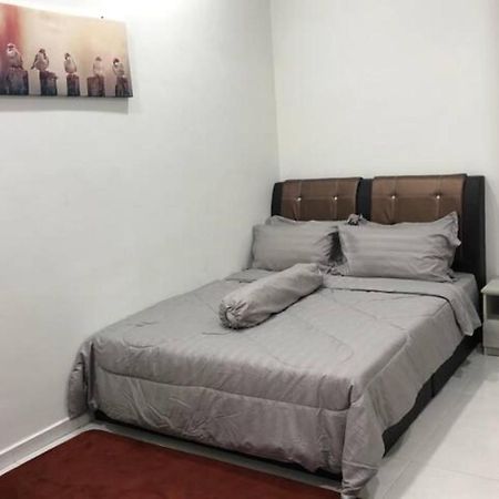 Evergreen 1 Homestay Kuantan Exteriör bild